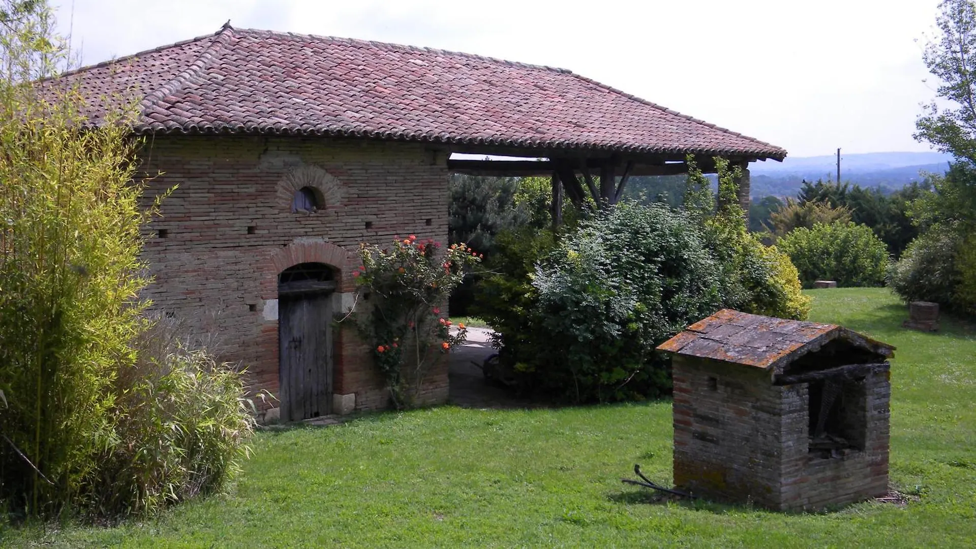 Chambres D'Hotes Le Loubet L'Isle-Jourdain  0*, L'Isle-Jourdain (Gers)